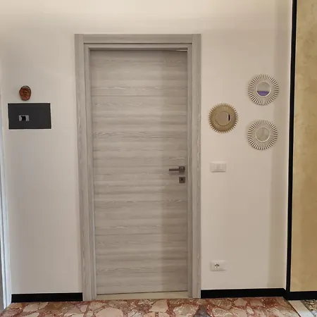 La Casa Di Anna * Колленьо